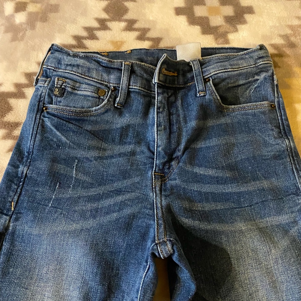 Distressed jeans - Picture 3 of 8